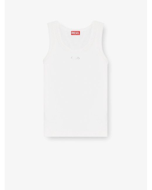 Women's White Slim Fit Ribbed Tank Top With Metal Oval D