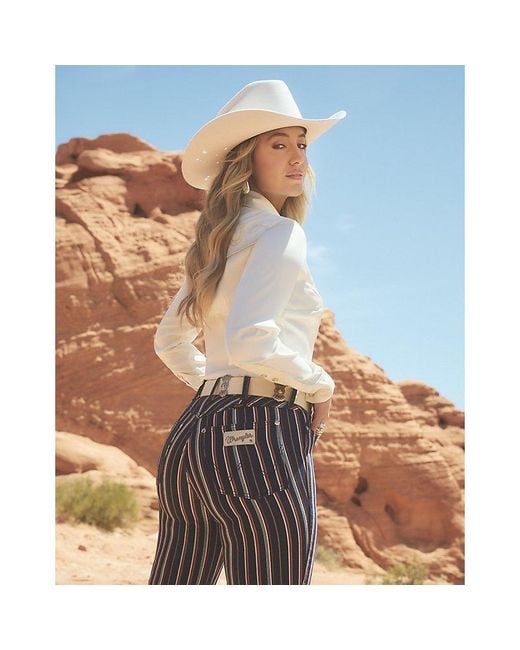 Wrangler Blue X Lainey Embroidered Shirt