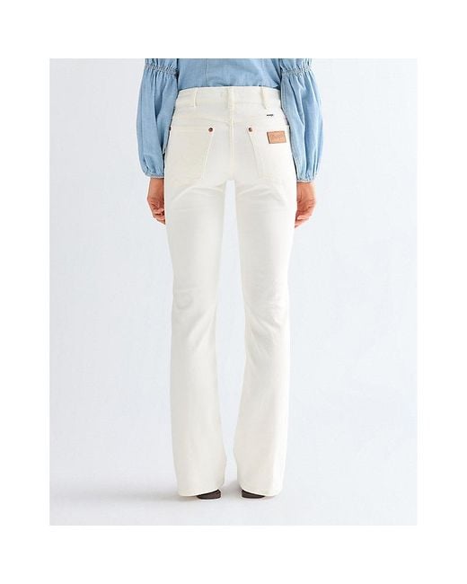 Wrangler White Low Rise Bold Boot Lightweight Jean Size 24 X30