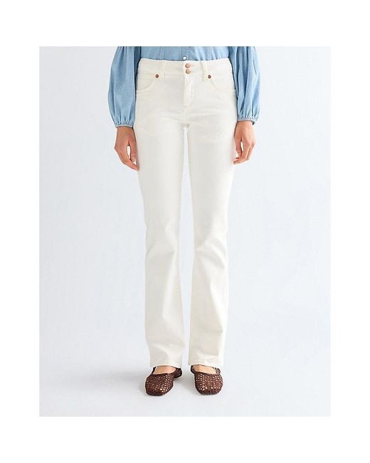 Wrangler White Low Rise Bold Boot Lightweight Jean Size 24 X30