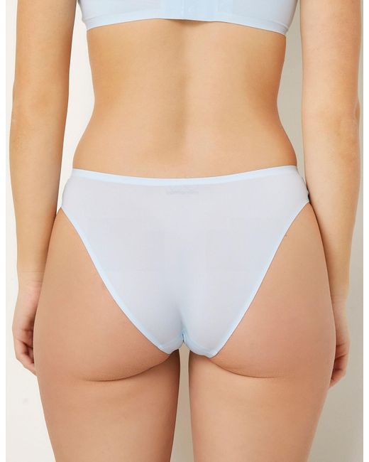Slip in microfibra ultralight senza cuciture Invisible di Yamamay in Blue