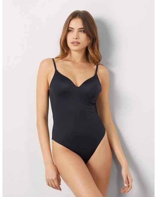 Costume intero nero con coppe leggermente imbottite Essentials di Yamamay in Blue