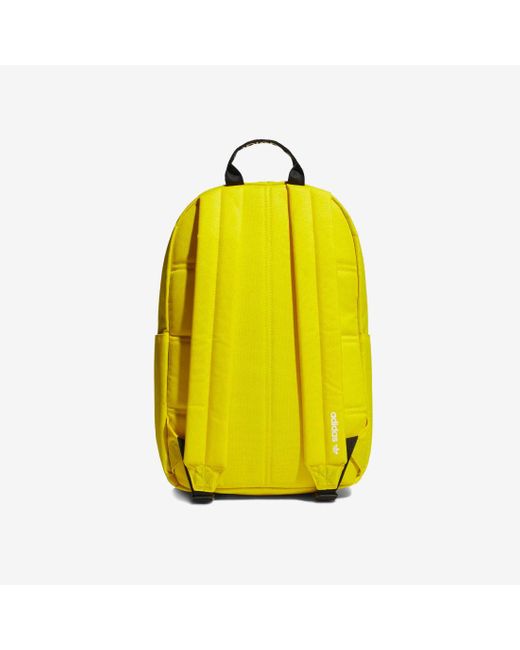 trefoil pocket backpack
