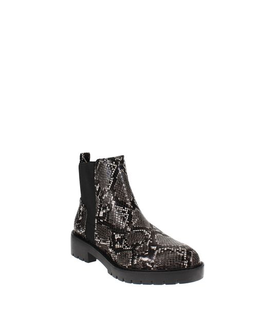 gliding boot steve madden