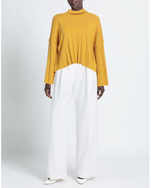 Cuello alto Pierantonio Gaspari de color Yellow