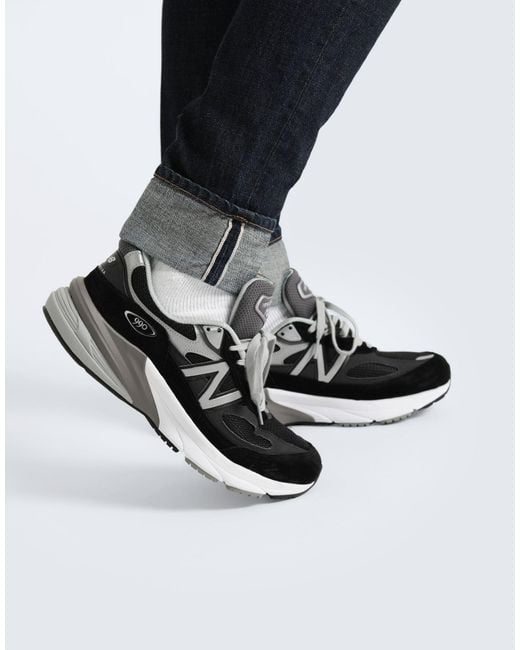 New Balance Black 990 V6