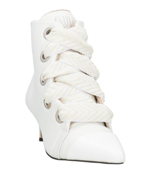Ovyè White Stiefelette