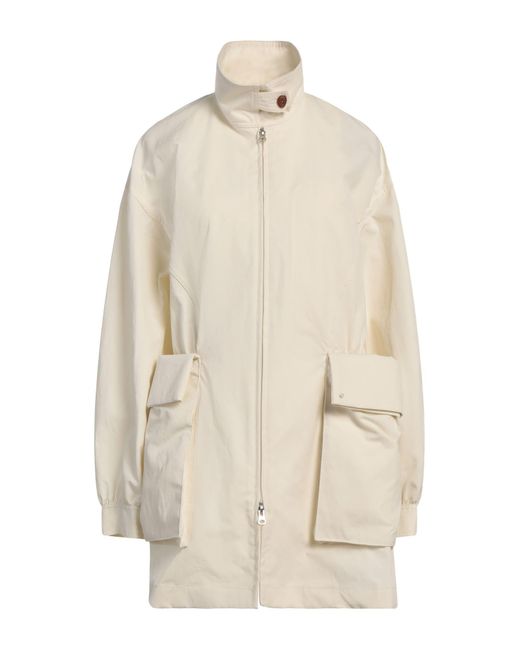 Low Classic White Overcoat & Trench Coat