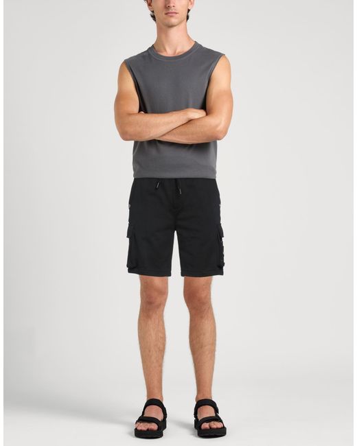 Moose Knuckles Black Shorts & Bermuda Shorts for men