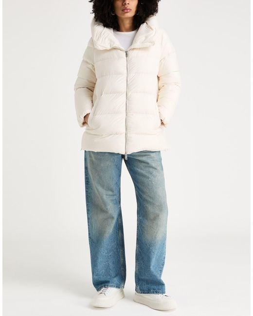 Add White Puffer