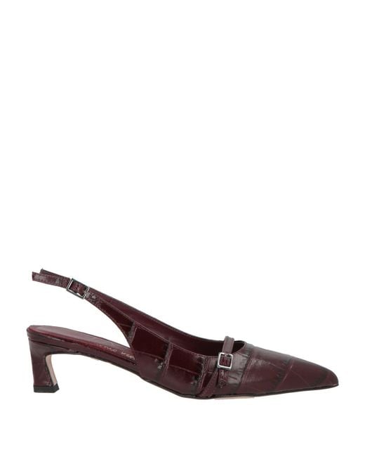J.A.P. JOSE ANTONIO PEREIRA Brown Burgundy Pumps Leather