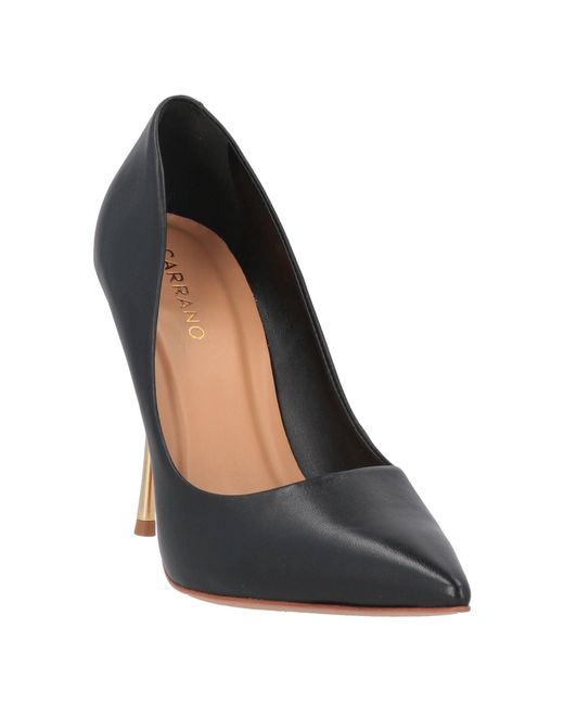 Carrano Black Pumps