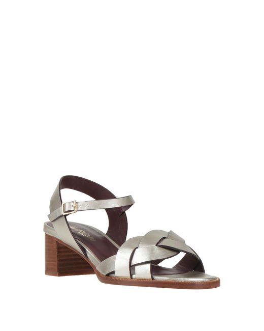 Avril Gau White Sandals