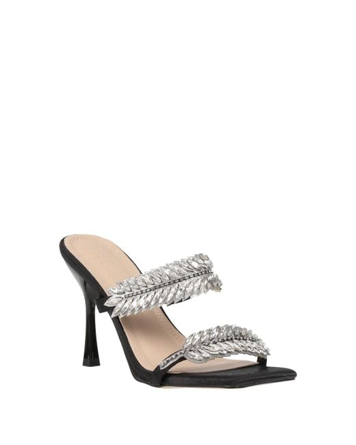 Twenty Four Haitch White Sandals
