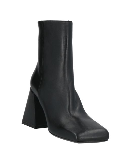 Vic Matié Black Ankle Boots