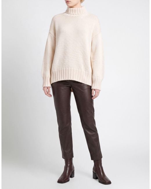 Aragona White Turtleneck Wool