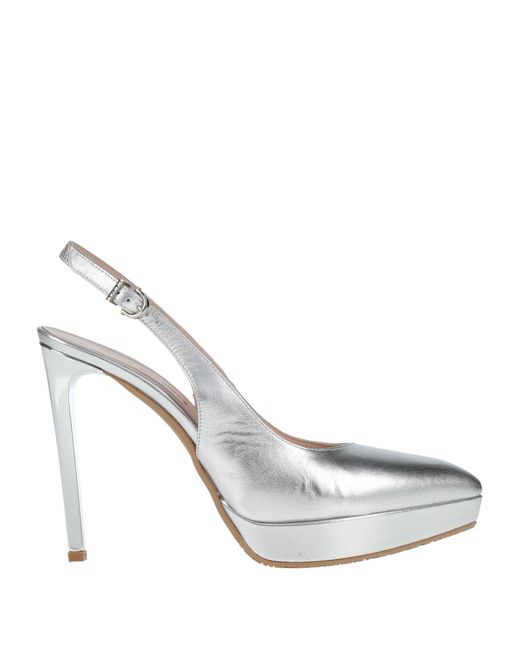 Tiffi White Pumps
