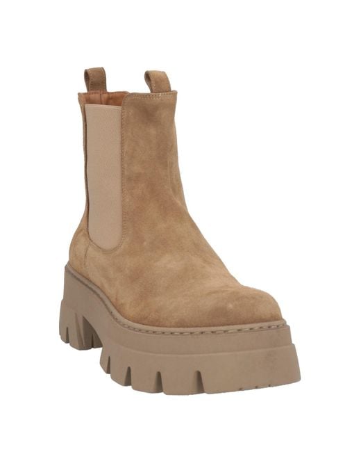 Ennequadro Brown Ankle Boots