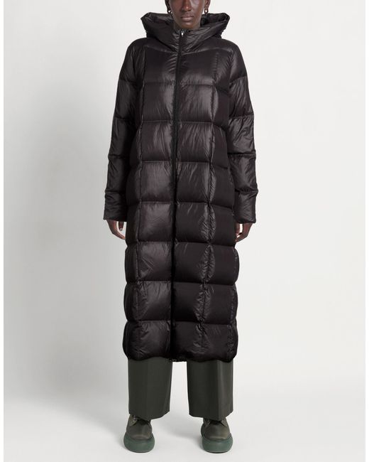 JNBY Black Puffers