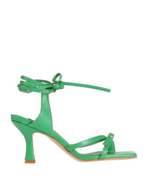 GISÉL MOIRÉ Green Thong Sandal