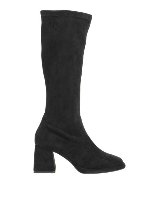Emanuélle Vee Black Boot Textile Fibers
