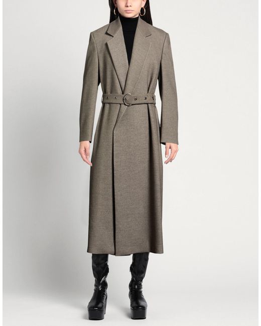 Low Classic Brown Coats