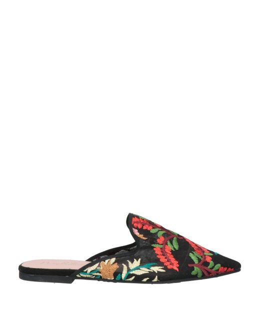 Pretty Ballerinas Black Mules & Clogs