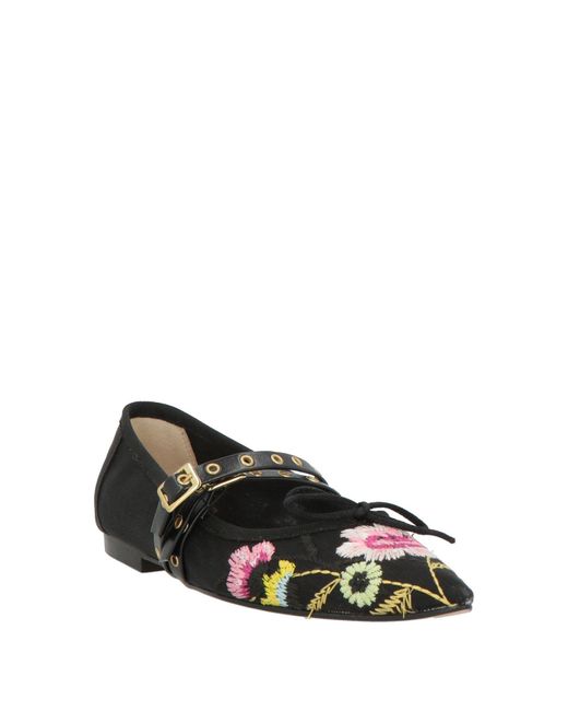 Ovyè Black Ballet Flats