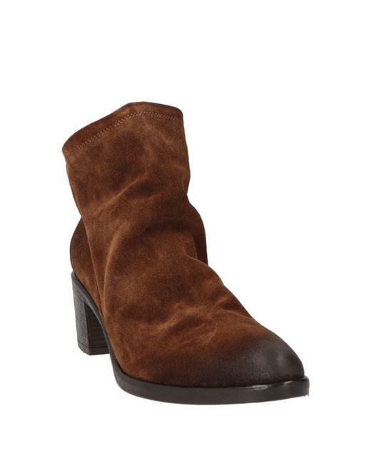 Strategia Brown Ankle Boots Leather