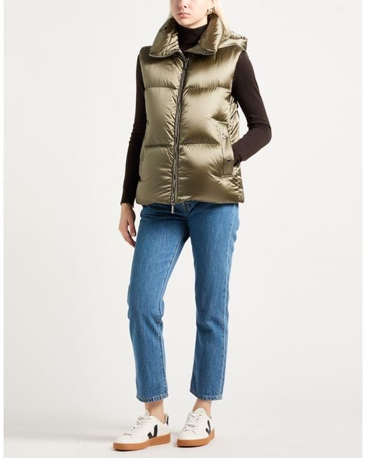 Moorer Green Vests
