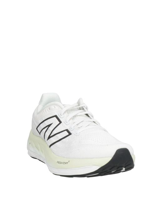 Sneakers New Balance de hombre de color White