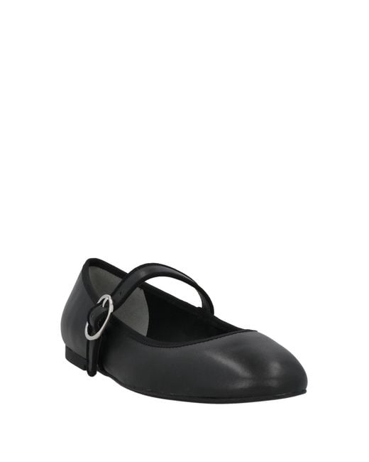 Stuart Weitzman Black Ballet Flats