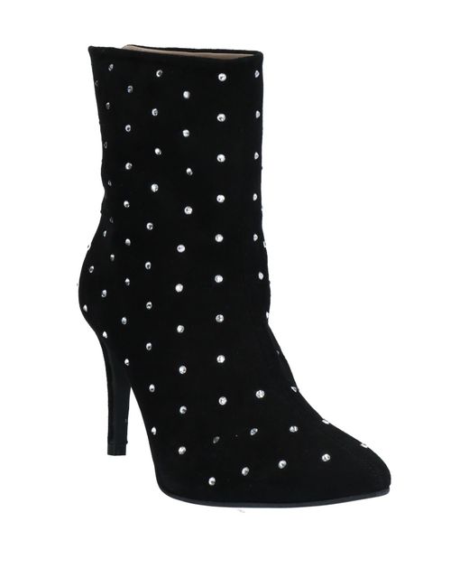 Toral Black Ankle Boots