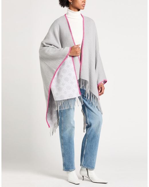 Poncho Maje de color Gray