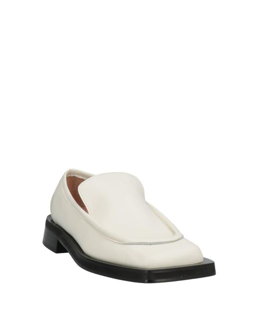 GIA RHW White Loafer