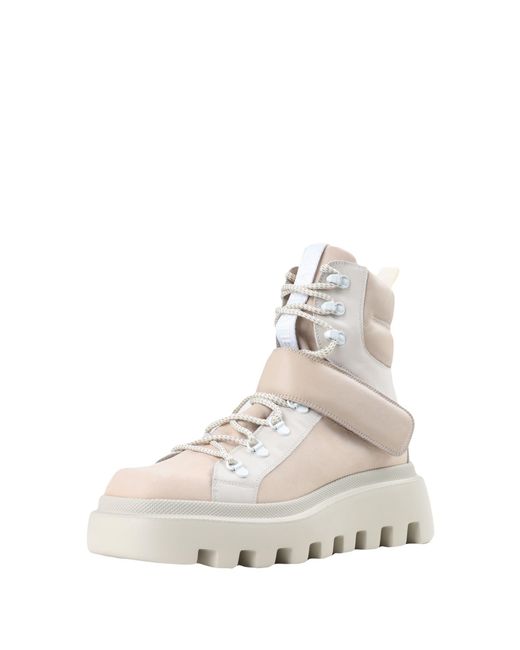 Vic Matié Natural Ankle Boots