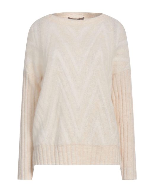D.exterior White Jumper