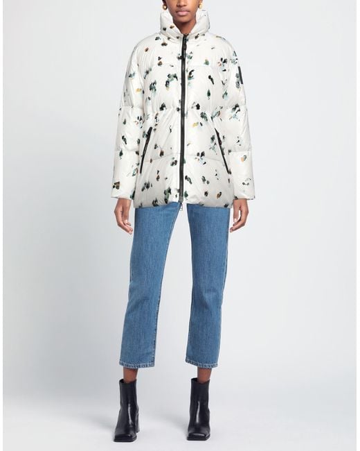 PEUTEREY.PLURALS White Puffer