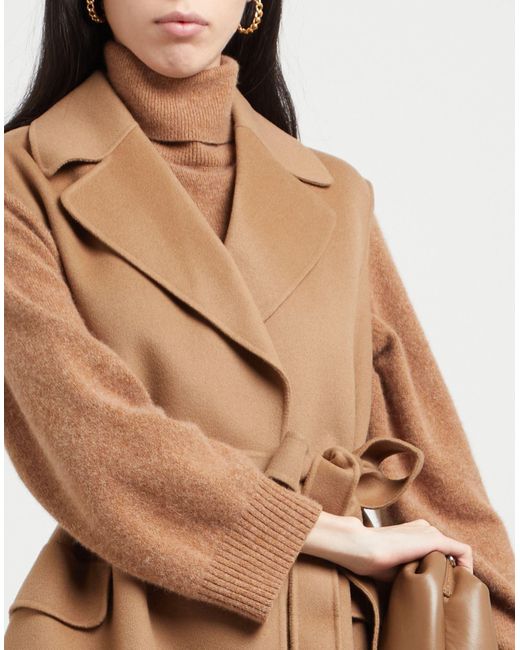 Max Mara Natural Mantel