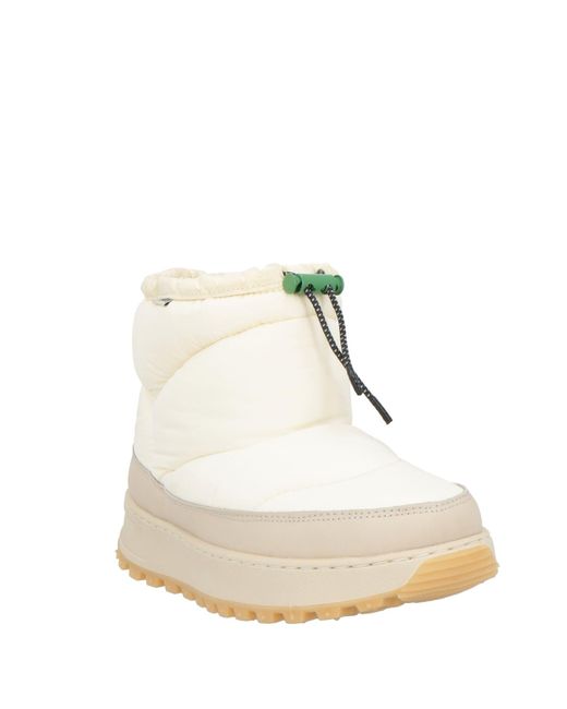 Date White Ankle Boots