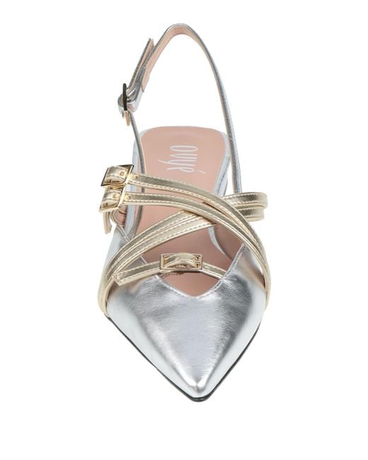Ovyè White Ballet Flats