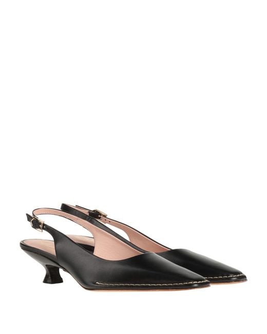 Tod's Black Pumps