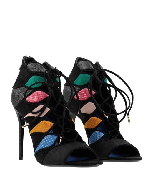 Ferragamo Black Pumps