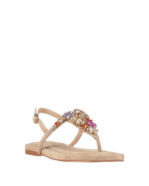 Alma En Pena. Natural Thong Sandal