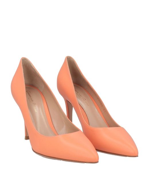 Gianvito Rossi Pink Pumps