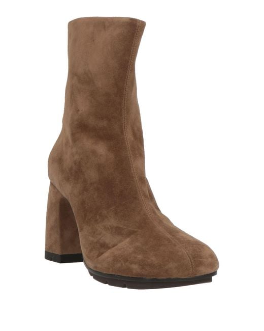 Ash Brown Light Ankle Boots Leather