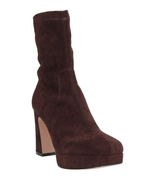 Emanuélle Vee Brown Ankle Boots