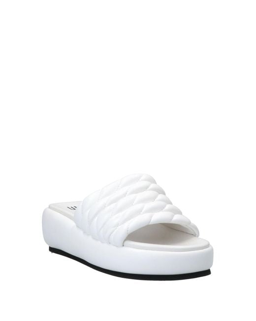 Strategia White Sandals