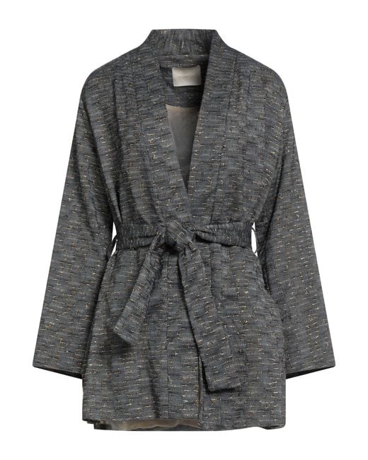 Momoní Gray Jackets