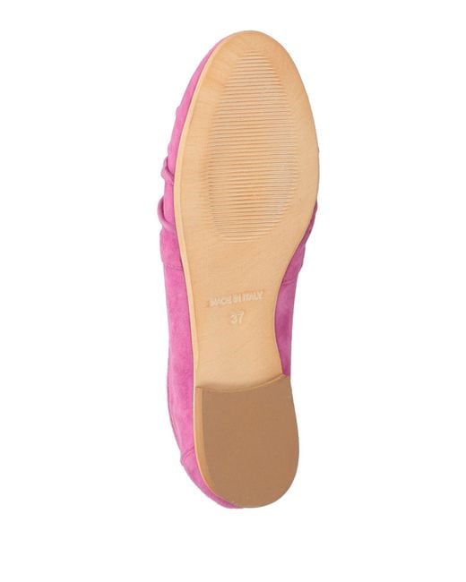 Ovyè Pink Loafers